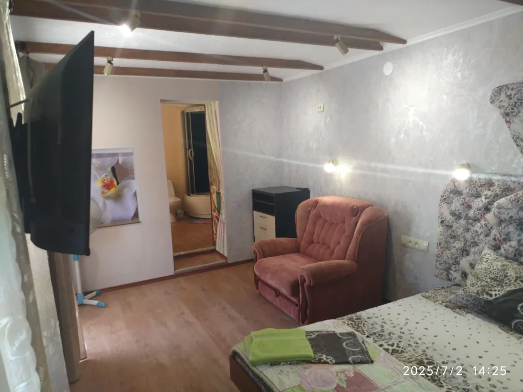 Шести местный номер с удобствами