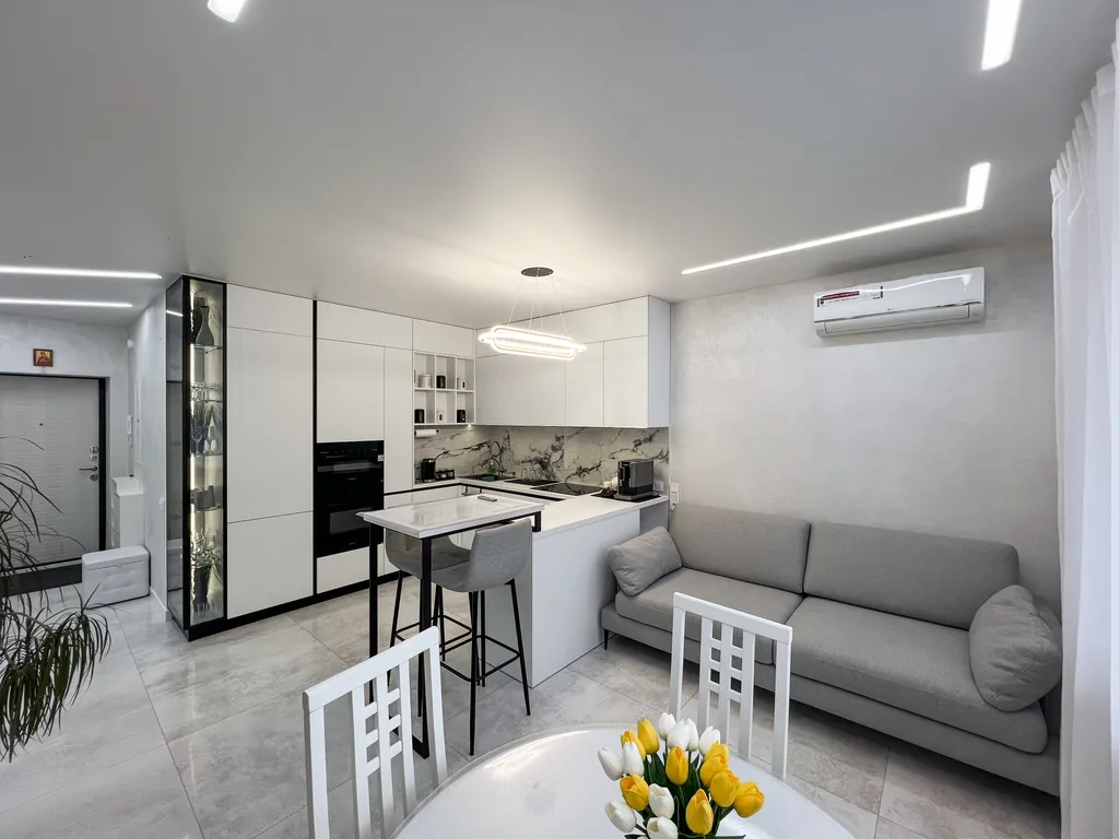 Новая 2-комнатная квартира в самом центре города