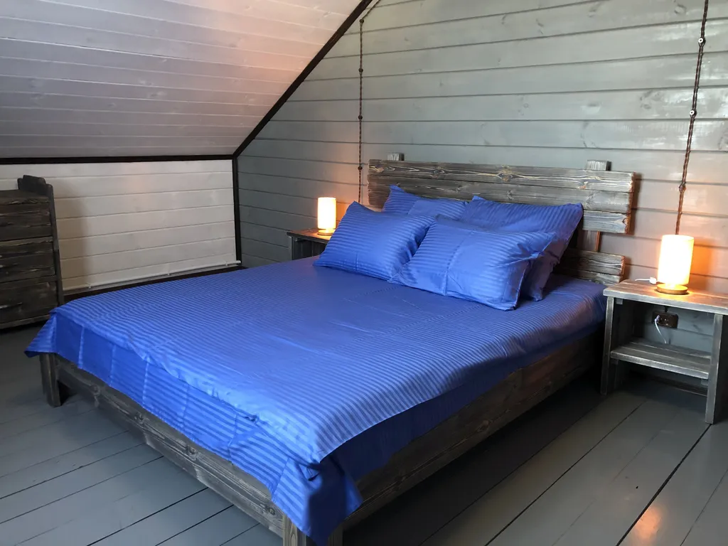 Уютный дом и баня на дровах с рядом озером