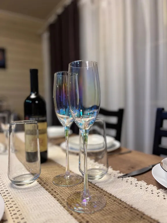 Новый современный коттедж рядом с озером