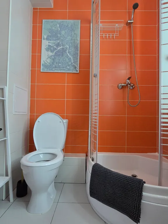 Уютная студия с панорамным окном у метро Парнас