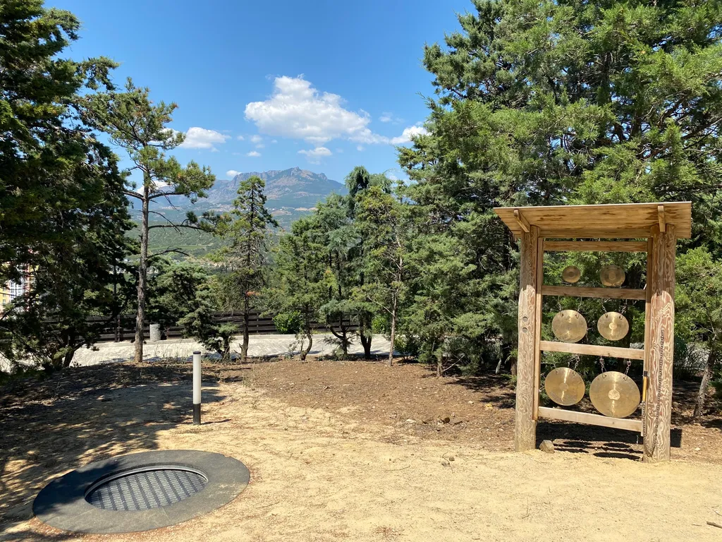 Апарт с видом на море и горы с подогреваемым бассейном и барбекю зоной