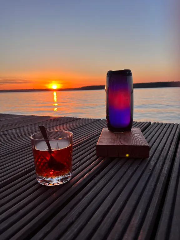 Коттедж Дом на воде с шикарным видом на большую воду и нереальные закаты — Подрезово