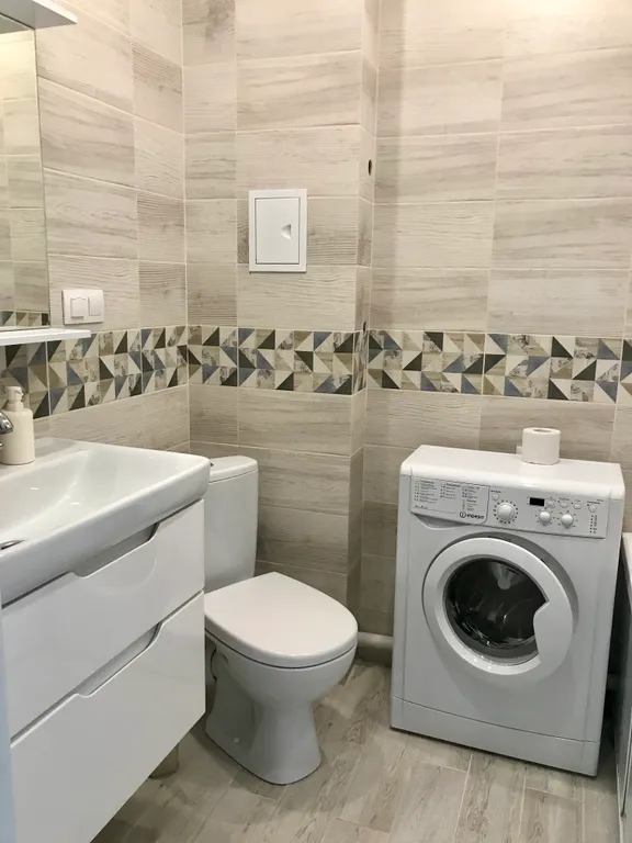 Уютная светлая однушка с панорамным видом рядом с Академией тенниса