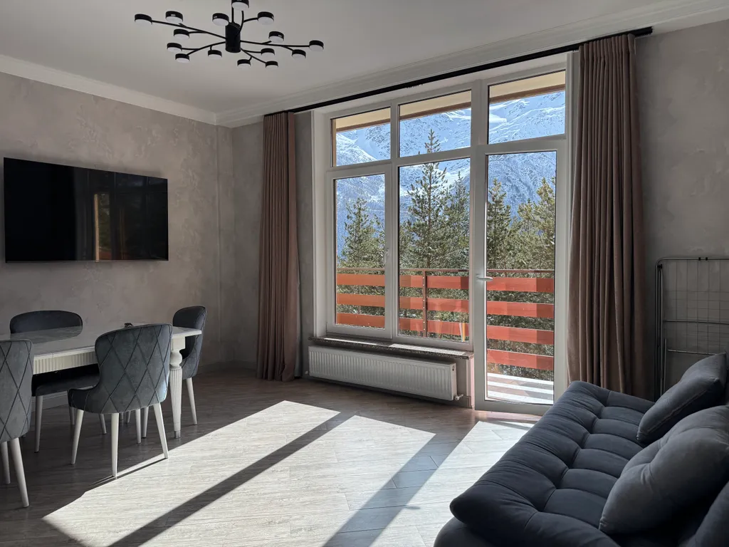 Видовая квартира у подножья гор — аренда посуточно в Терскол