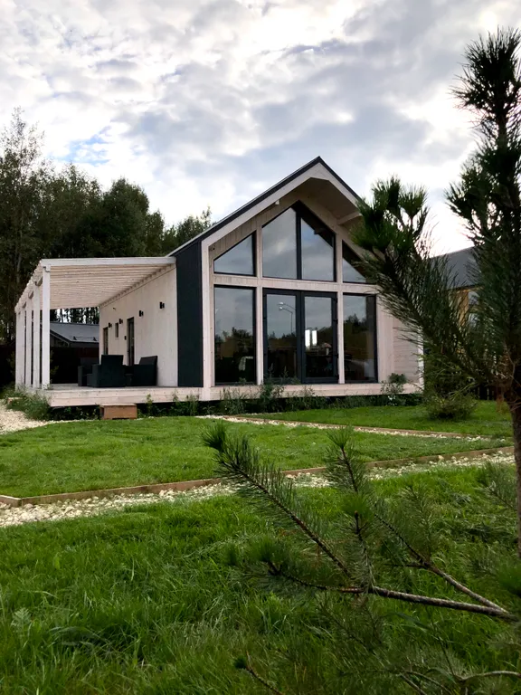 Дом с сауной и горячим чаном