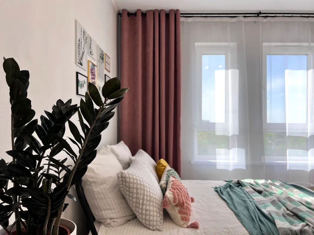 Студия с прекрасным видом из окна