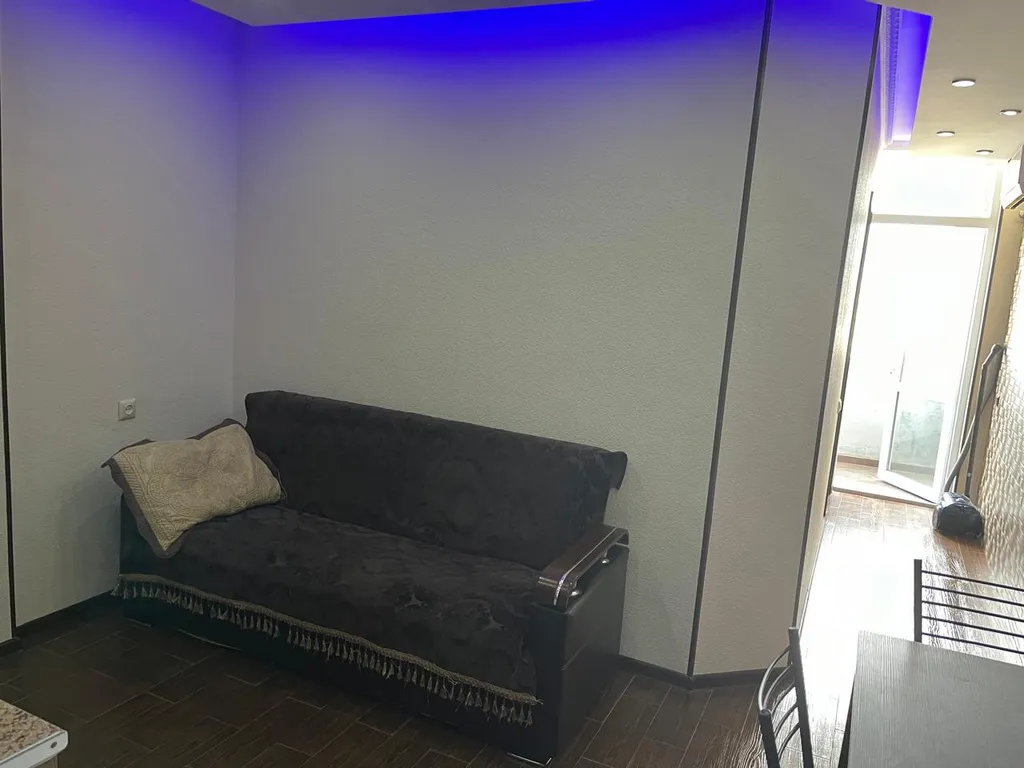 Квартира Квартира с изолированной спальней — Батуми