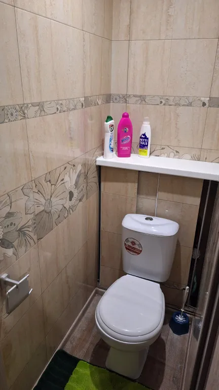 Уютная квартира в спальном тихом месте, недалеко от центра.