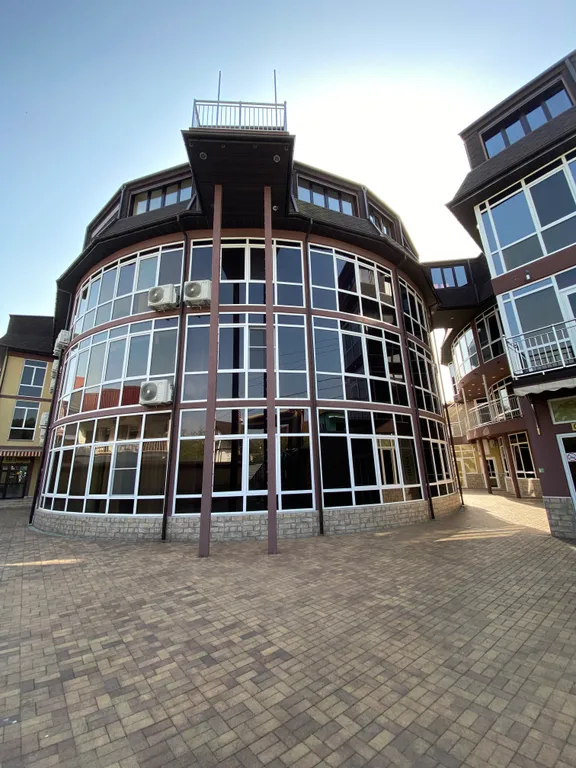 Новый апартамент с кухней