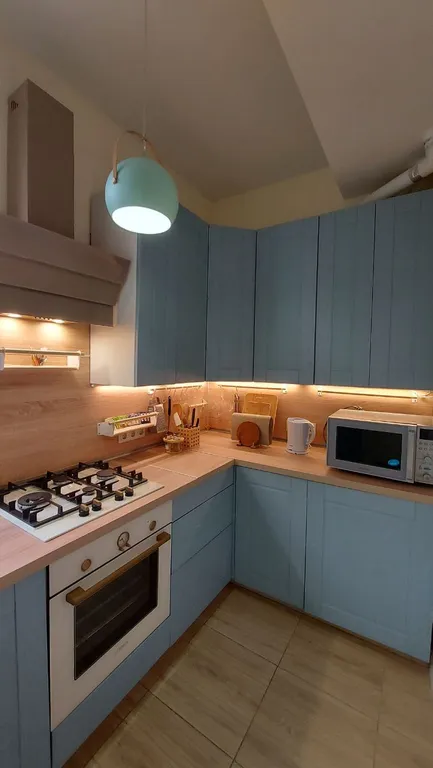 Уютная 3-х комнатная квартира с балконом и видом на горы