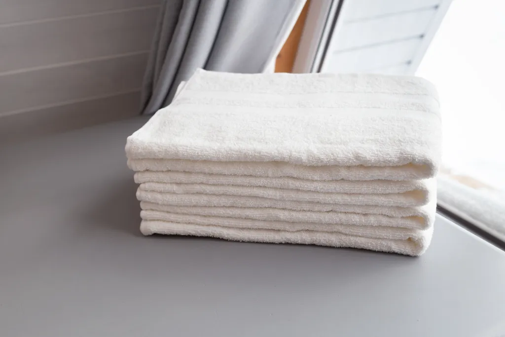 Уютный барн в дубах