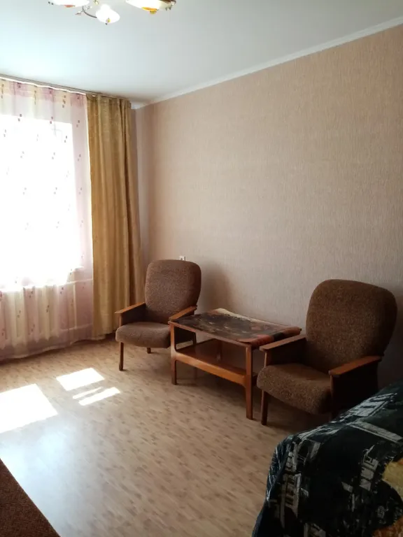 Квартира у автовокзала, Мегагринн