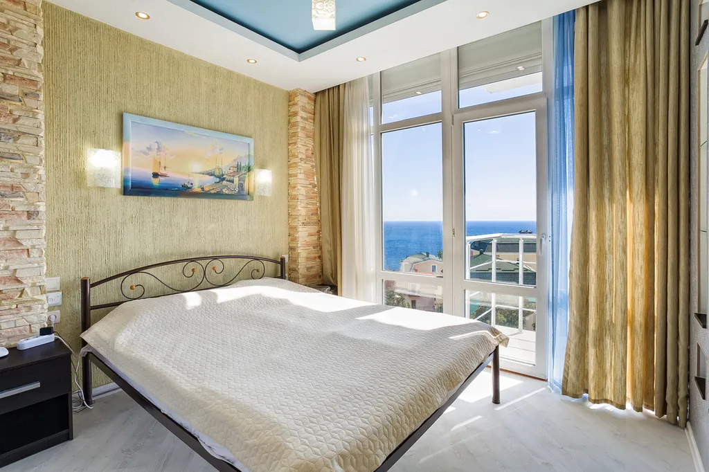 Квартира - студия с балконом у моря — аренда посуточно в Кореиз