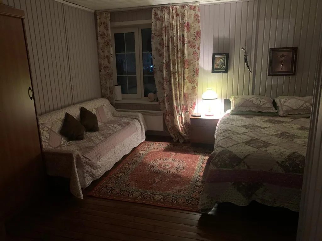 Загородный дом в лесу на Волге