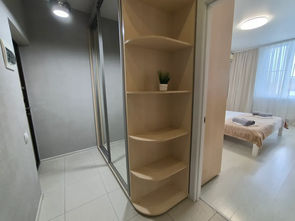 Квартира Квартира У Парка Победы в 10 мин ходьбы от пляжа и Aquamarine Resort & SPA. — Севастополь