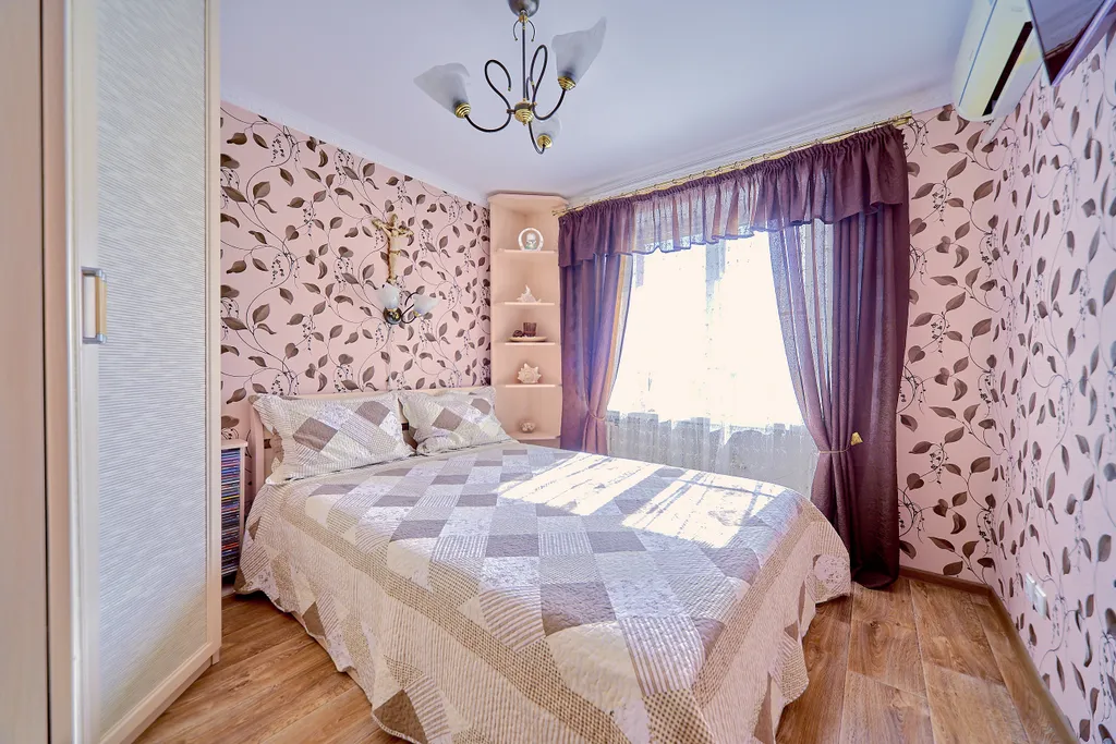 Квартира 2-комнатная Квартира — Геленджик