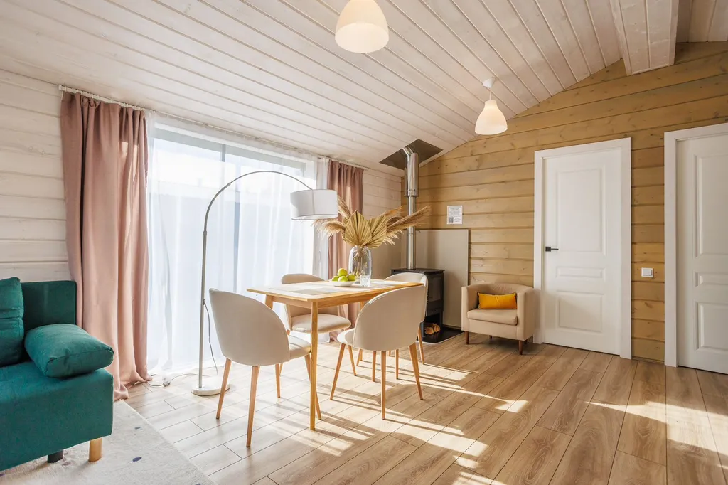 Дом Мая у озера с баней на дровах