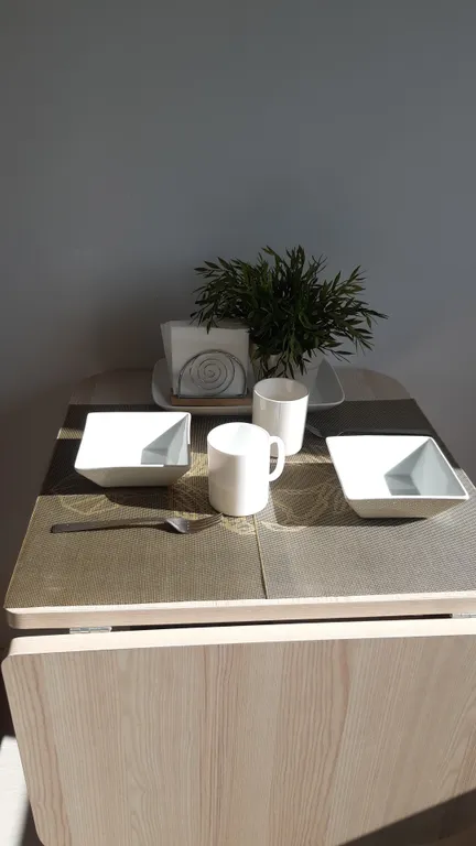 Уютная 2-х ком.кв. для гостей города в красивой парковой зоне у озера