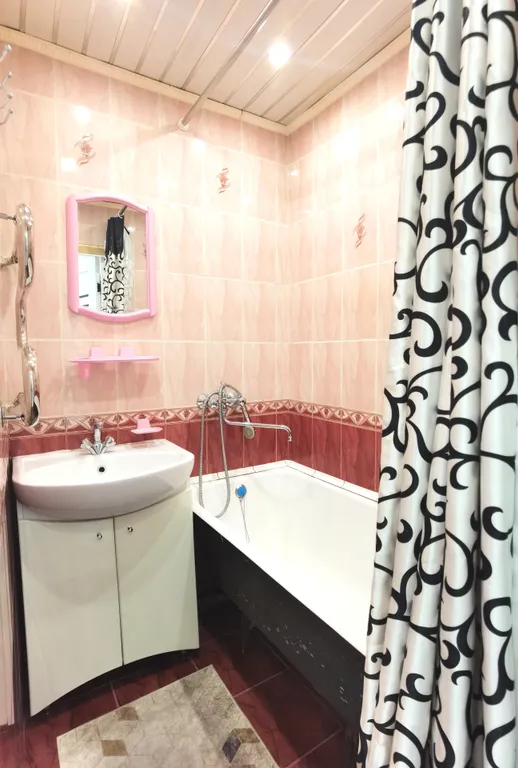 2-комнатная квартира с хорошим ремонтом в центральном районе