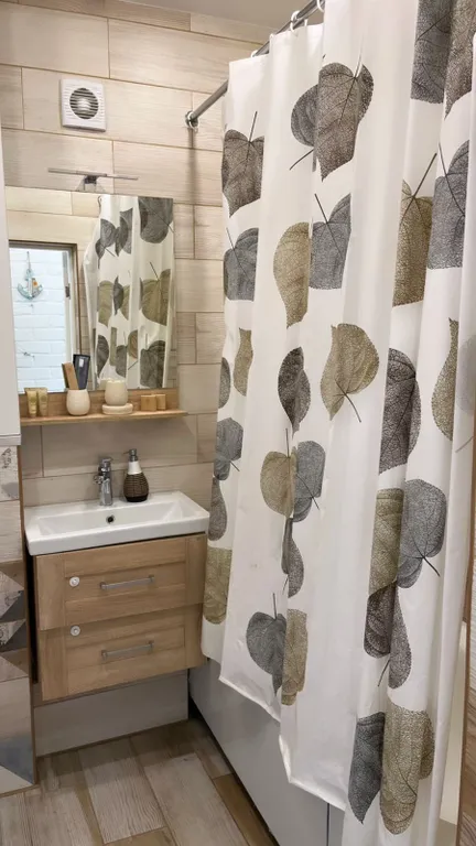 Шикарная квартира с современным ремонтом в цвете Тиффани