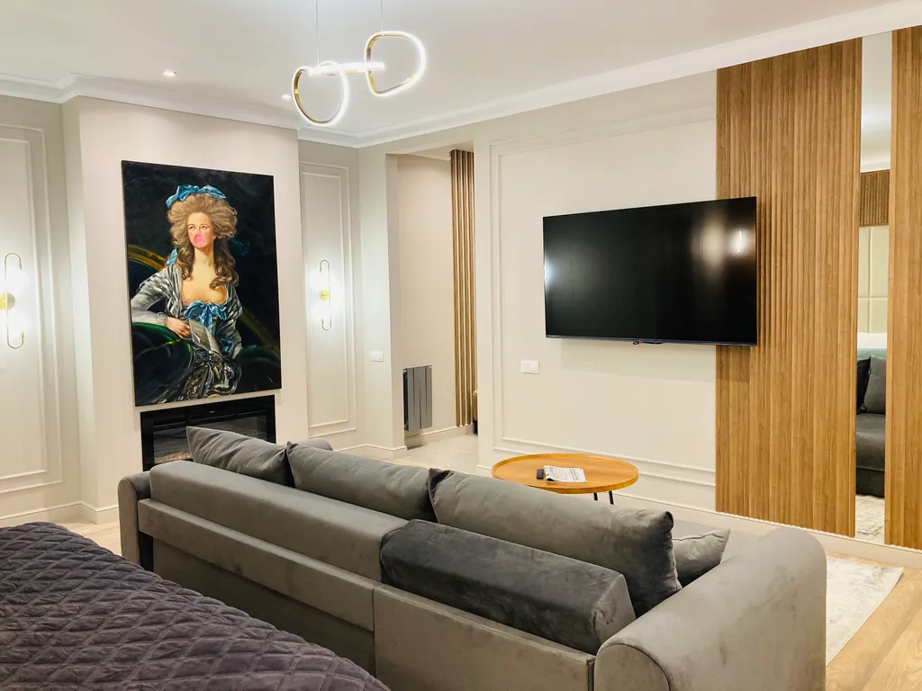 Арт-лофт Мона Лиза с отдельным подъездом