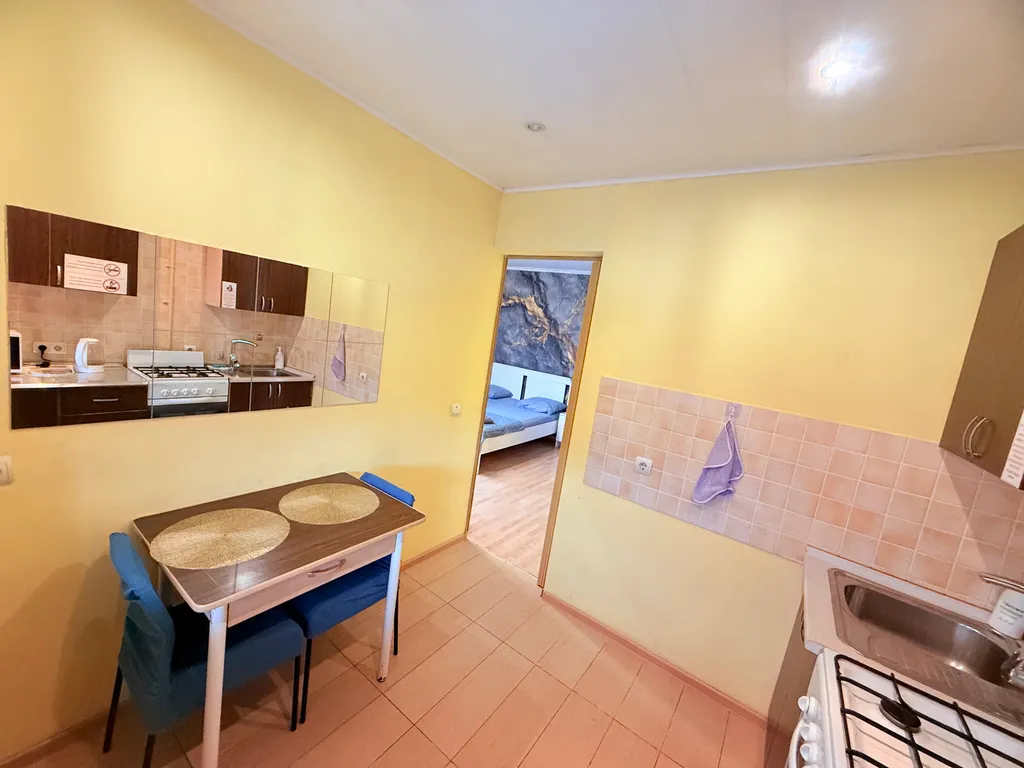 Апартаменты с балконом рядом с жд вокзалом