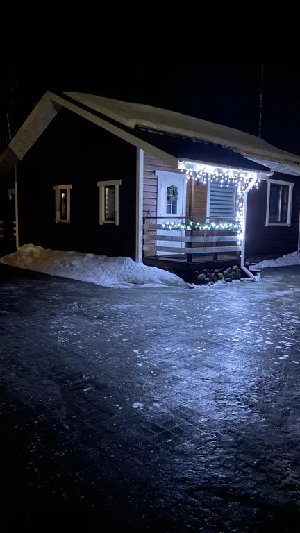 Частный дом на берегу Ладожского озера