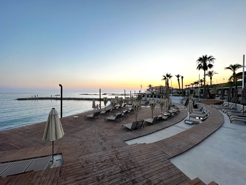 Комплекс 5 звезд у моря