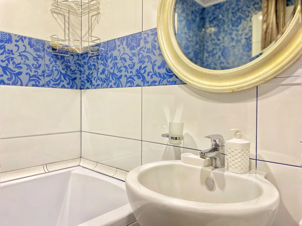 Квартира Квартира Комфортная студия Апарт-Комфорт с романтичной подсветкой в центре — Ярославль