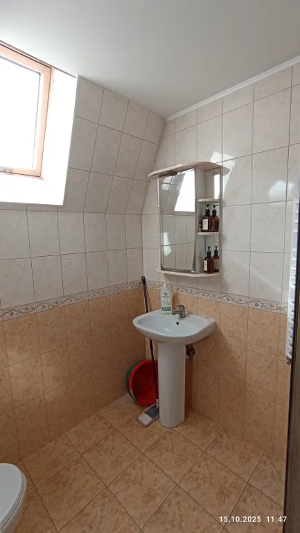 Просторная квартира в доме рядом с морем и парком