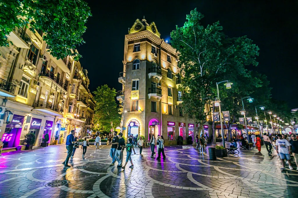 Chi̇nar apartment delux i̇n fountain square