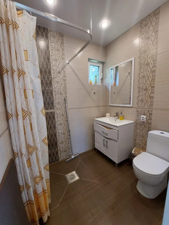 Уютный домик у леса