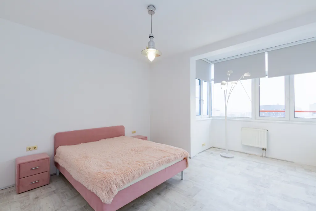 Евротрешка рядом с вокзалом