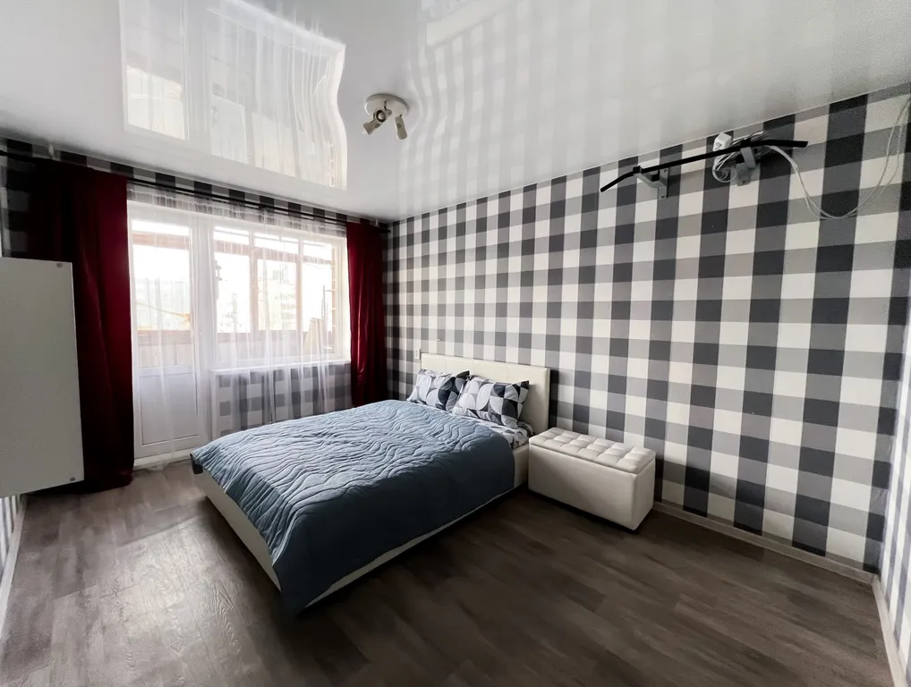 Просторная 3-комн. квартира на ул. Баумана, 12 — аренда посуточно в Мурманск