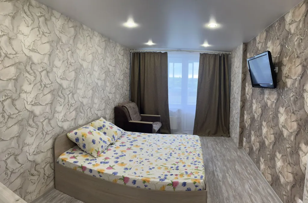 Светлая квартира-студия со свежим ремонтом и новой мебелью