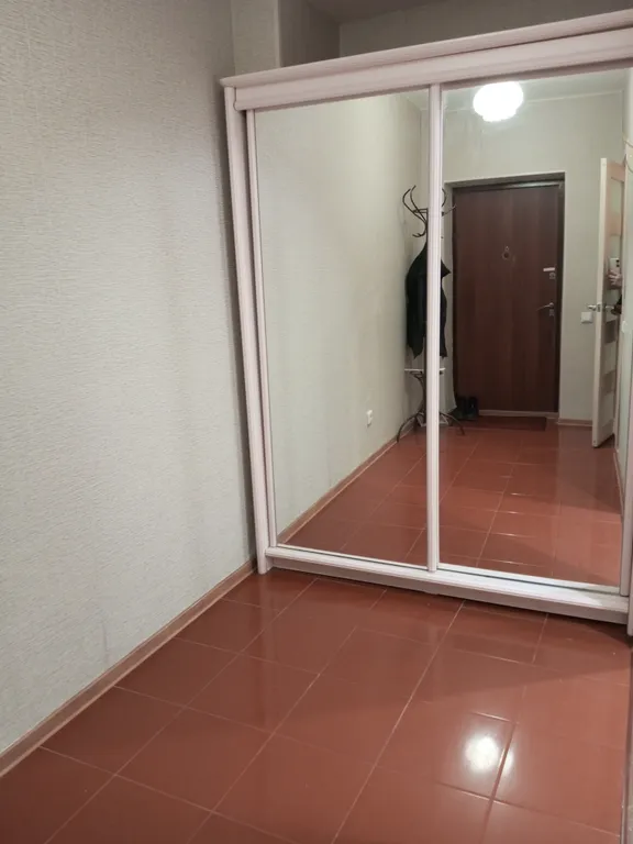 Студия в центре города, просторная с отдельной кухней и уютным балконом