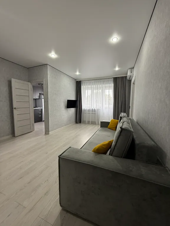 Уютная двухкомнатная квартира в центре города