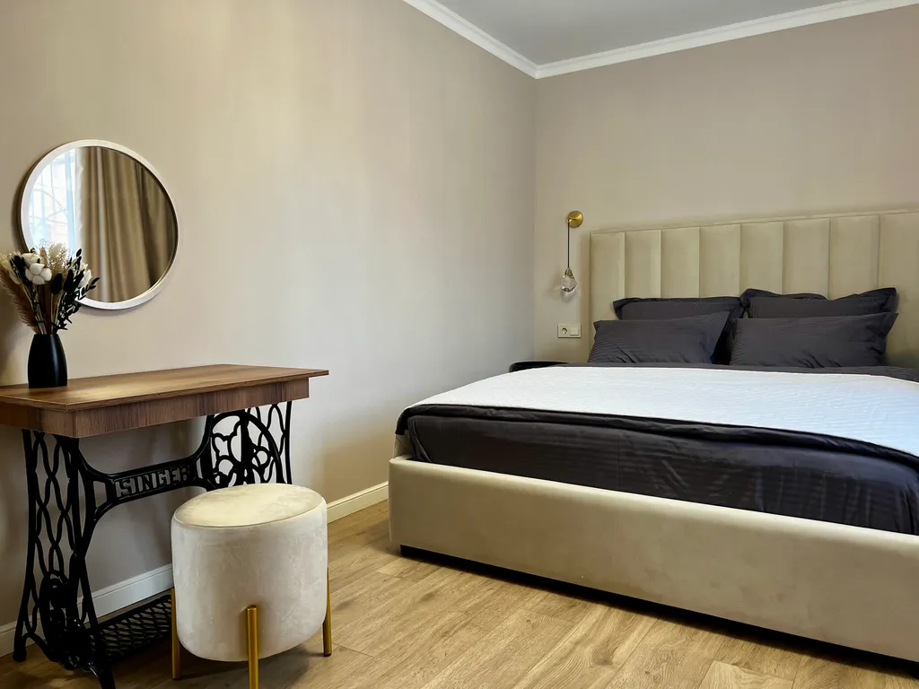 Двухкомнатная квартира напротив краевой больницы