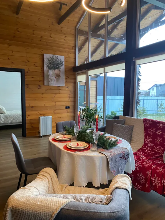 Современный барнхаус у леса рядом с городом