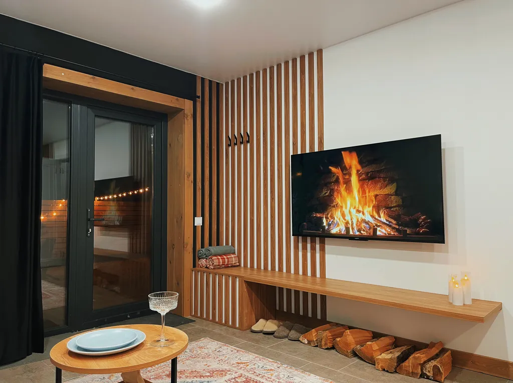 Уютный дом-студия с финской сауной