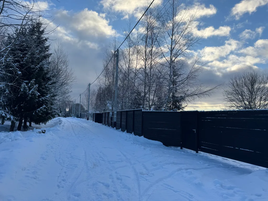 Дом с видом на реку недалеко от Moscow Raceway