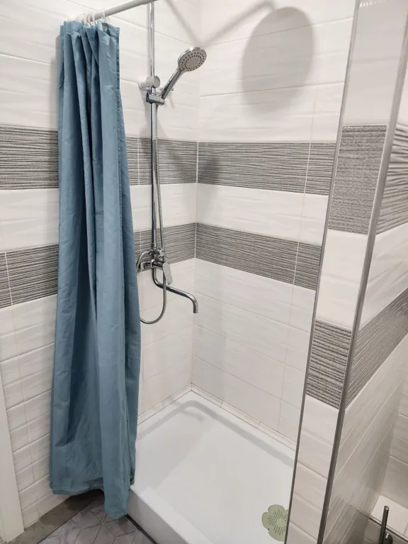 Уютная двухкомнатная квартира с видом на город