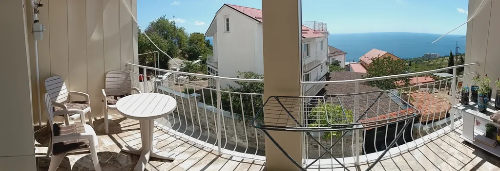 Уютная квартира с видом на море и ялту на Новый Год