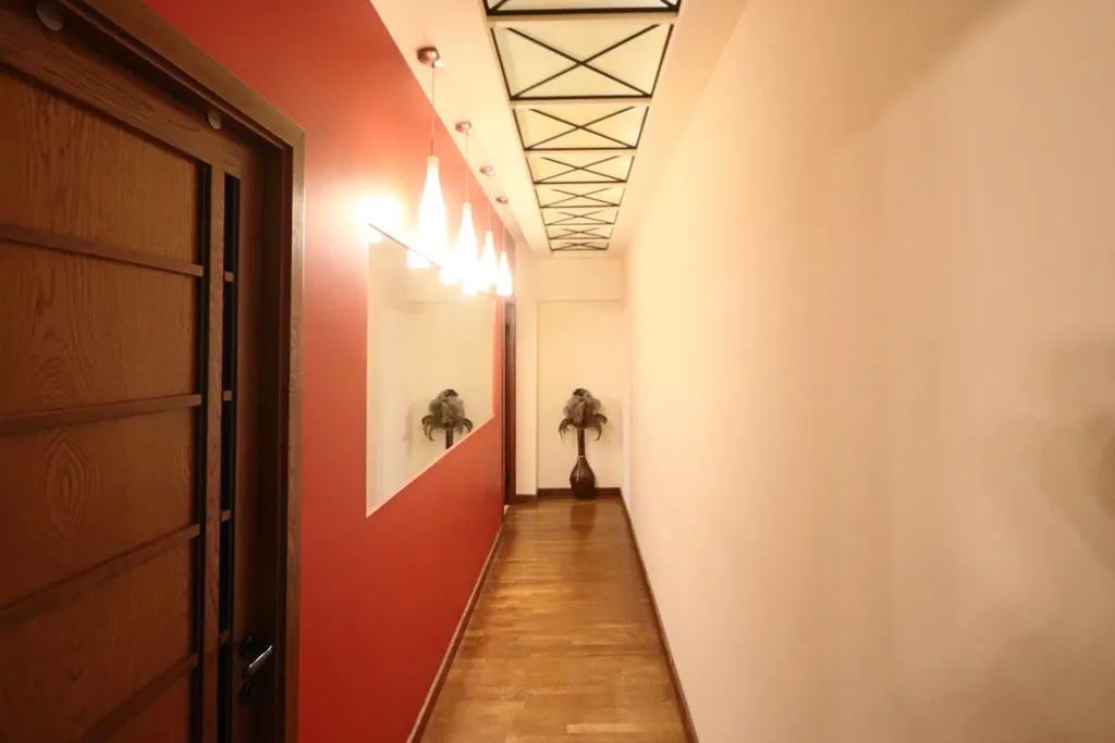 Просторная квартира в центре с 2-я спальнями