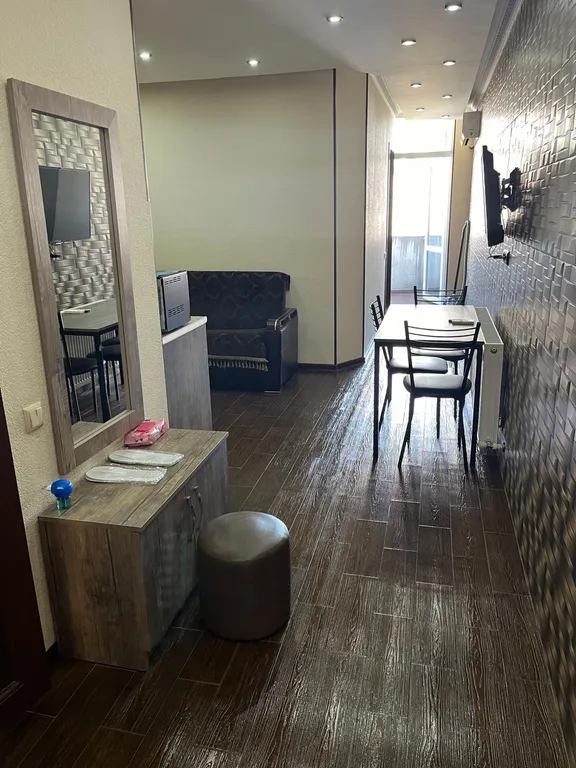 Квартира Квартира с изолированной спальней — Батуми