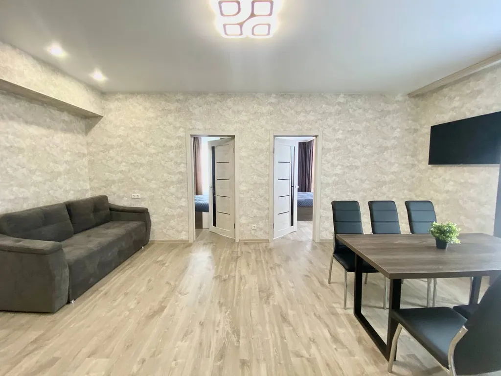 Просторные 3-комнатные апартаменты - Кристалл!