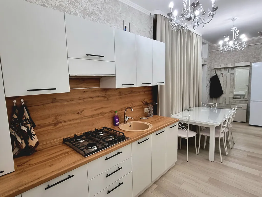 3-комнатная квартира рядом с парком