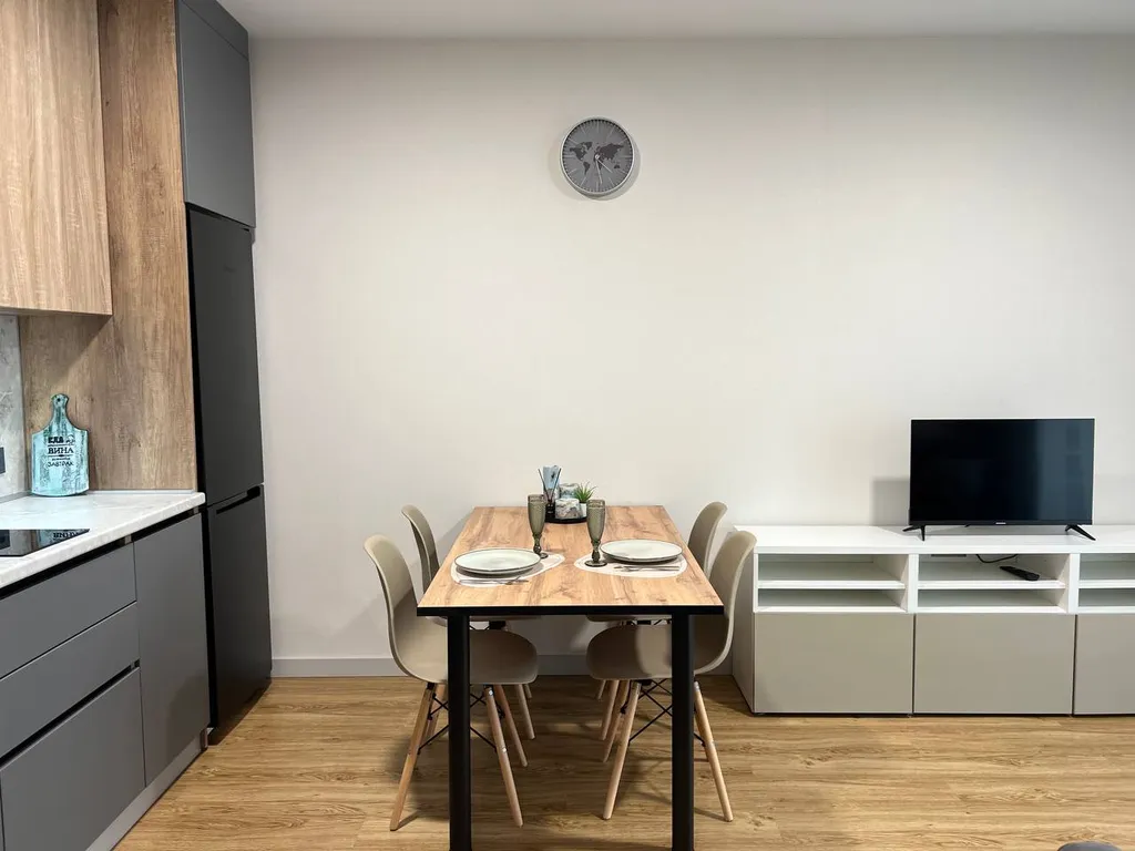 Апартаменты Челбукинг в ЖК комфорт класса на главном проспекте города