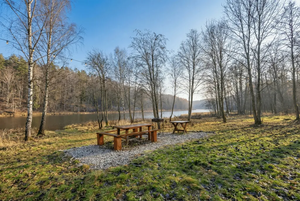 Уютный домик на берегу реки Косьва